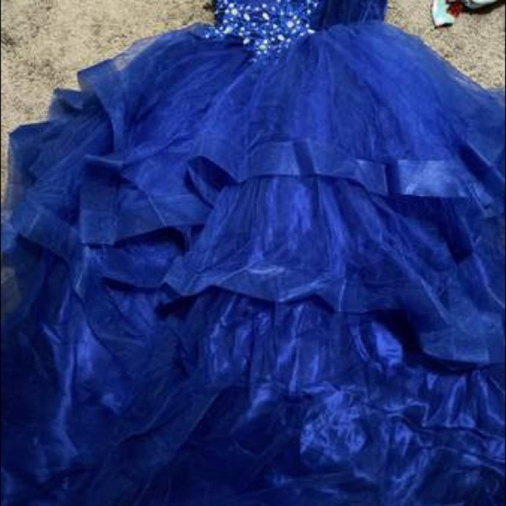 Prom dress